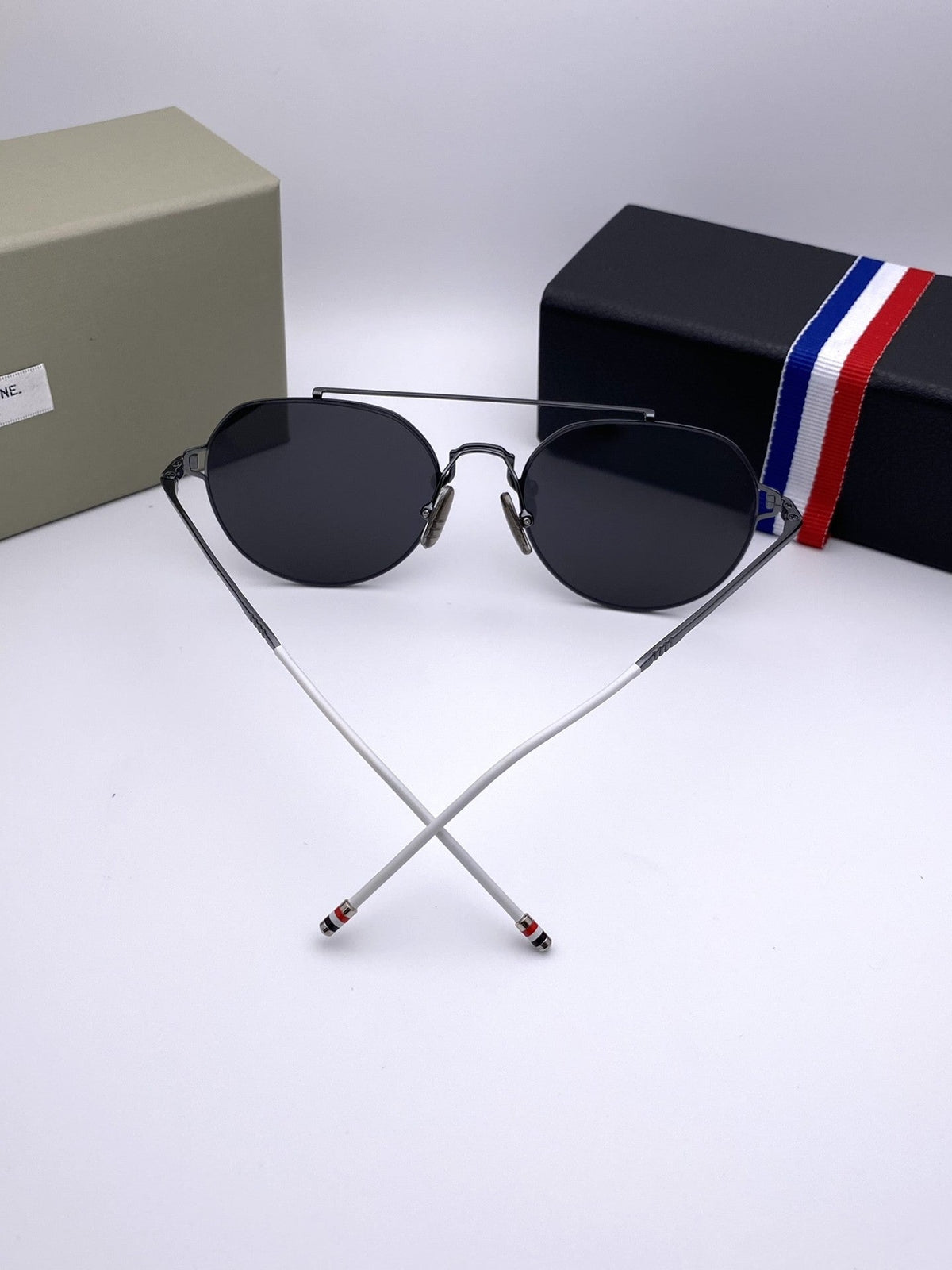 TBS135 Unisex double-bridge sunglasses